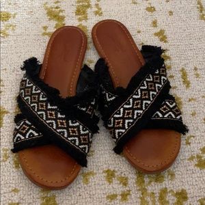 Universal Threads by Target Sandals/slides size 7